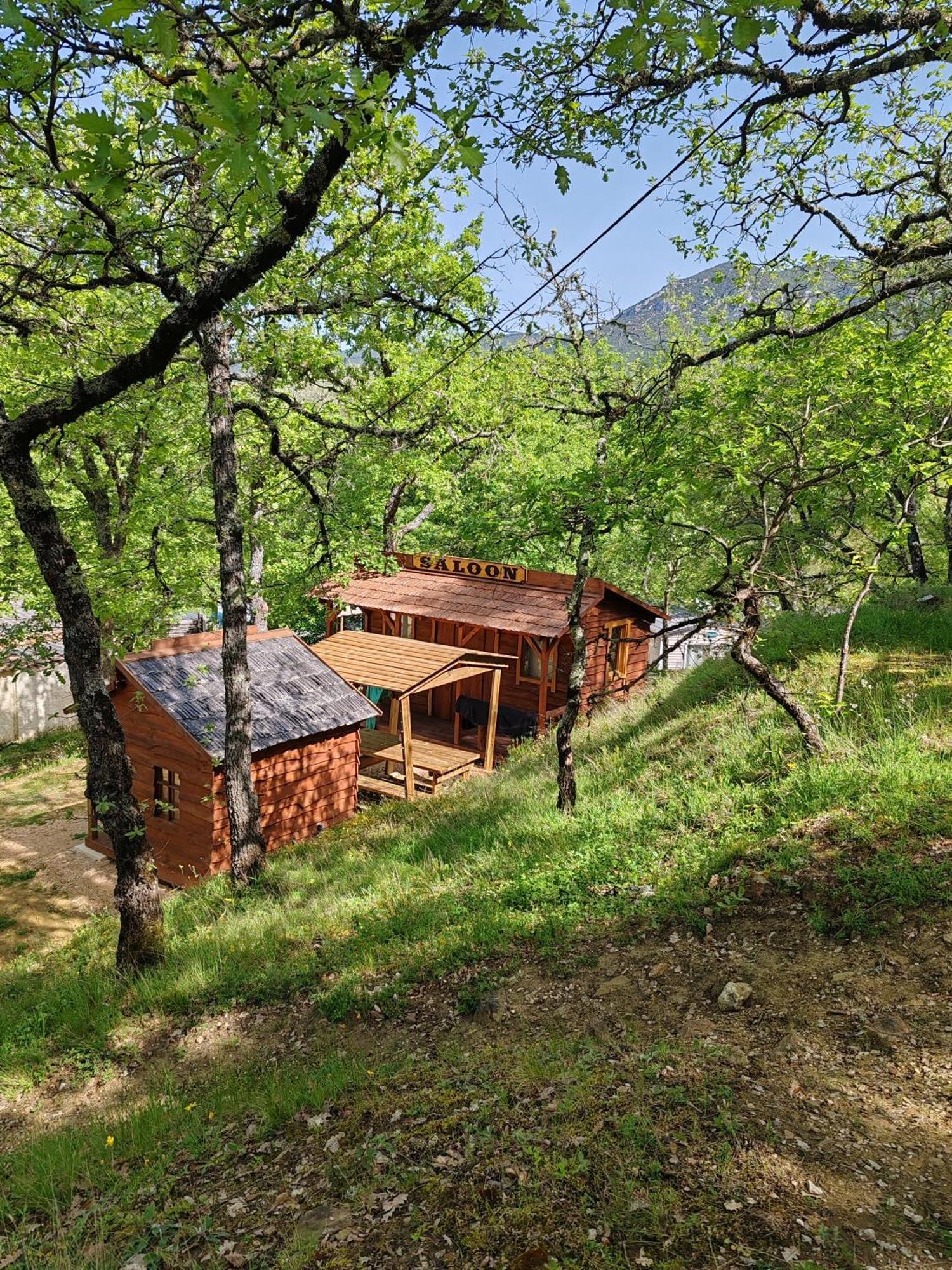 Camping Le Colorado Rustrel Luaran gambar